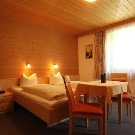فندق مبيت وإفطار Gaestehaus Bliem